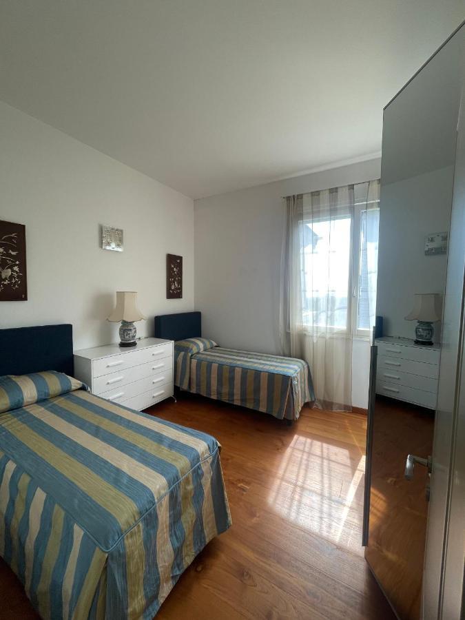 Villa Bianca A Few Steps By The Sea With Exclusive Garden & Jacuzzi ลีวอร์โน ภายนอก รูปภาพ